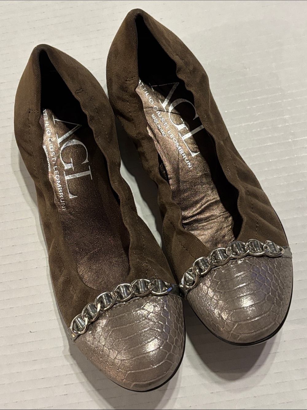 AGL Brown Leather Ballet Flats, Metallic bronze Cap Toe and Buckle size 37.5 | 7